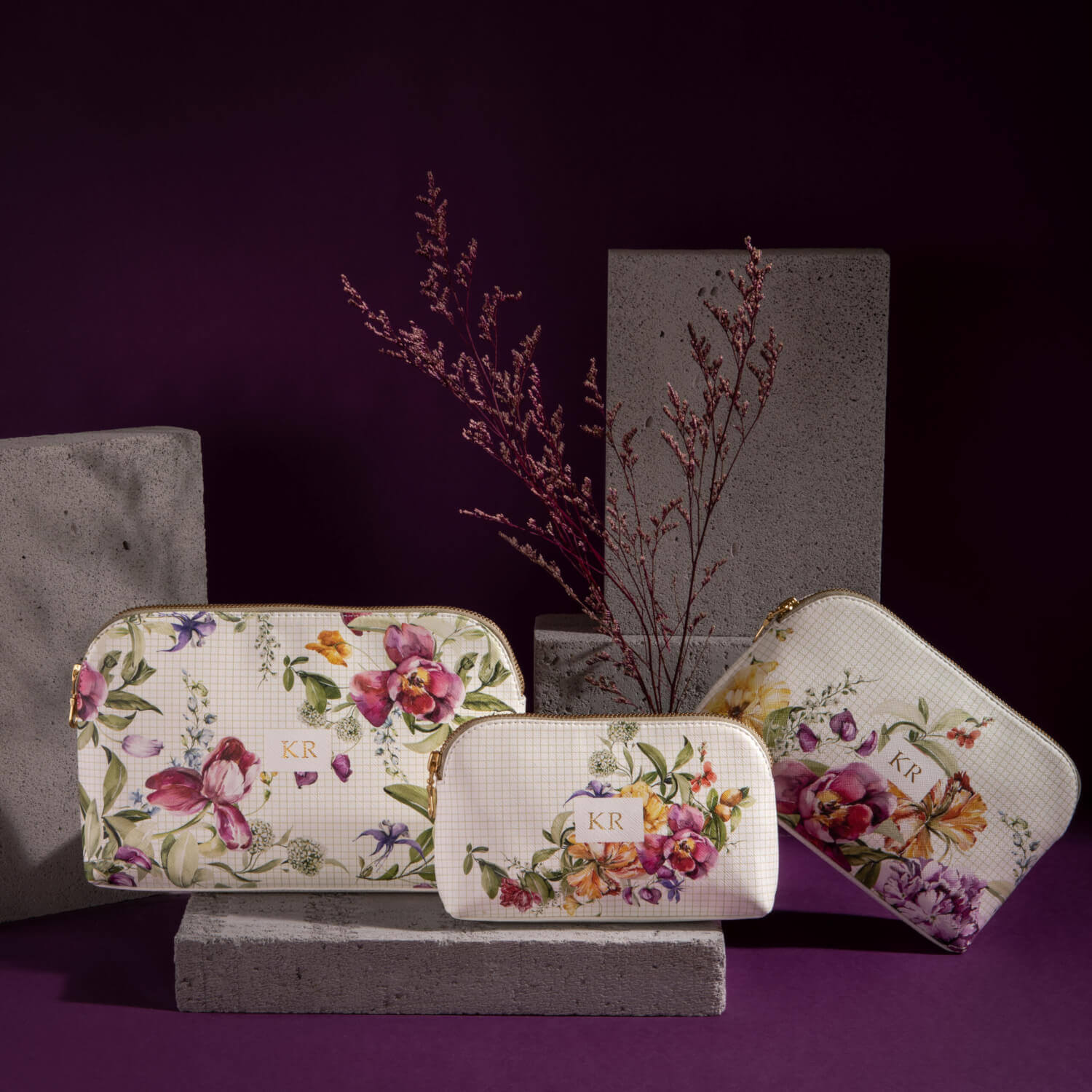 Sangria Oval All Purpose Pouches